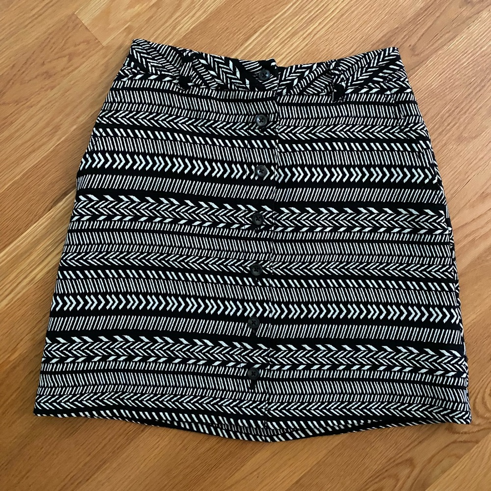 maeve black and white patterned skirt